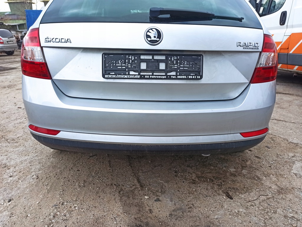 фото №1, Бампер задняя skoda rapid kombi la7w 15r