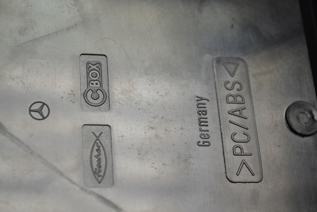 фото №12, Mercedes r129 sl бардачок між сидіння шторка