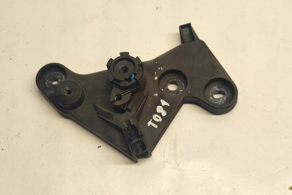 фото №10, Ручка открывания капот mini clubman f54 7298817 2.0l дизель 140kw 2019