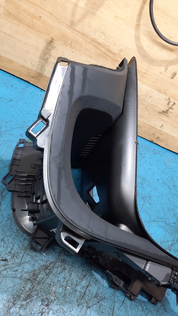 фото №7, Рамка тунель середнього volvo v60 s60 10-18r