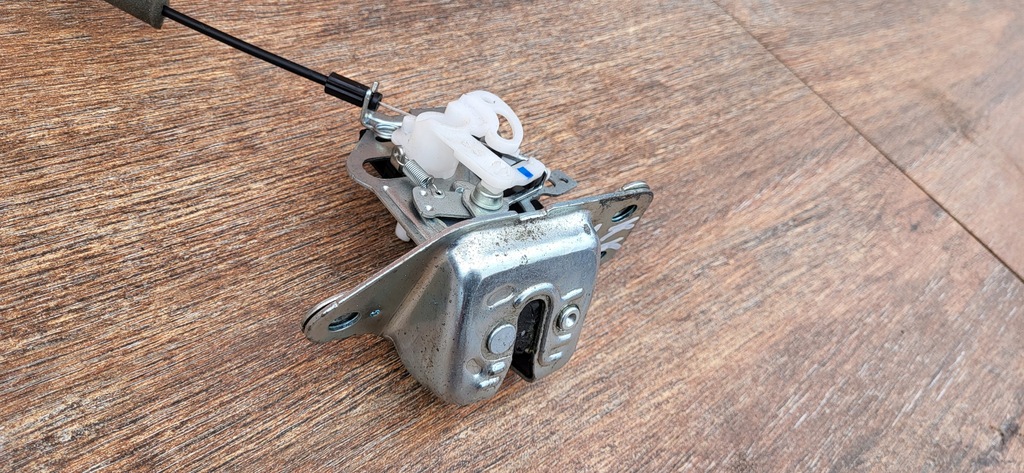 фото №7, Jeep cherokee kk 7-12r замок задній кришки