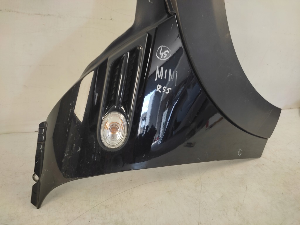 Mini cooper r55 r56 крыло  правый  передний перед 2006- Оригинал