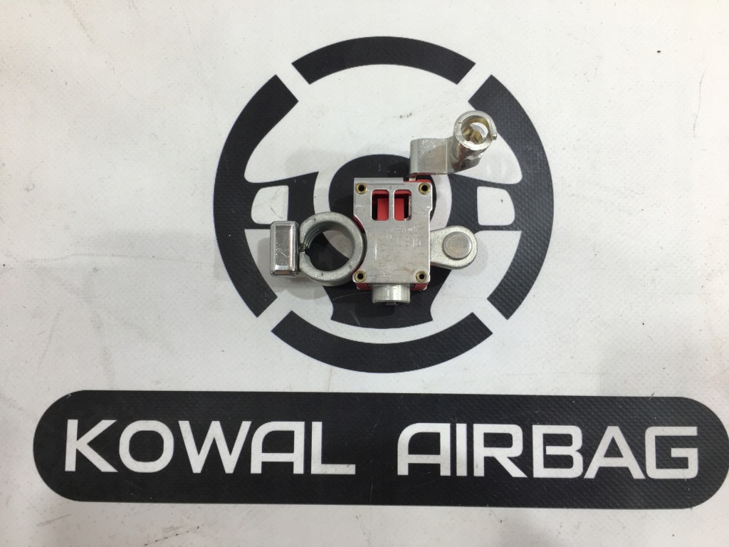 фото №1, Renault kadjar патрон клемма плюсовая аккумулятор org nowa