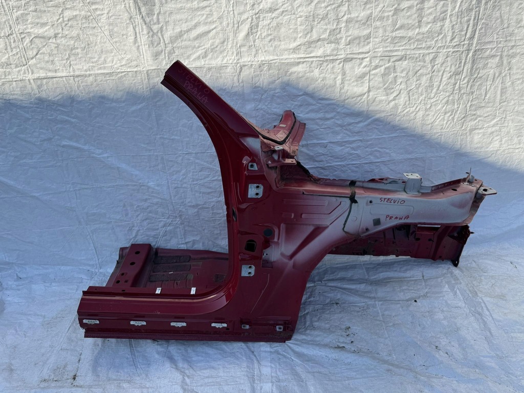 фото №1, Четверть подкрылок лонжерон правая alfa romeo stelvio