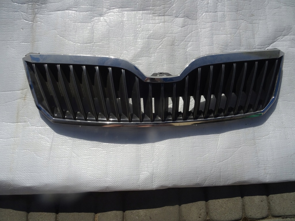 фото №1, Skoda superb ii lift решітка радіатора решітка радіатора оригінал стан bdb