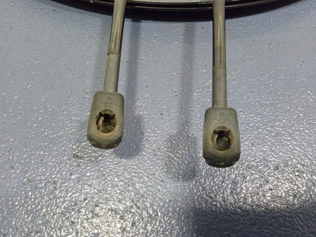 фото №5, Vw tiguan ii 16- амортизаторы крышки задняя 5na827550b 2 szt