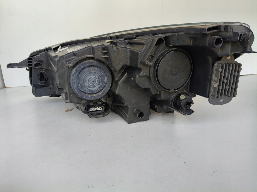 фото №8, Лампа права фара ford kuga mk3 19- led