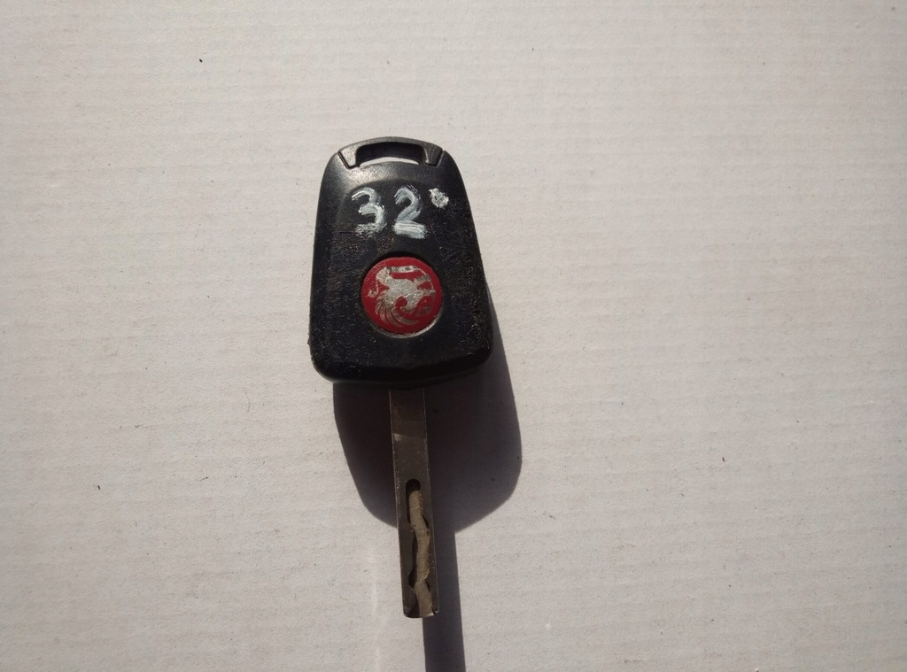 фото №1, Opel pilot ключ valeo 736705-a