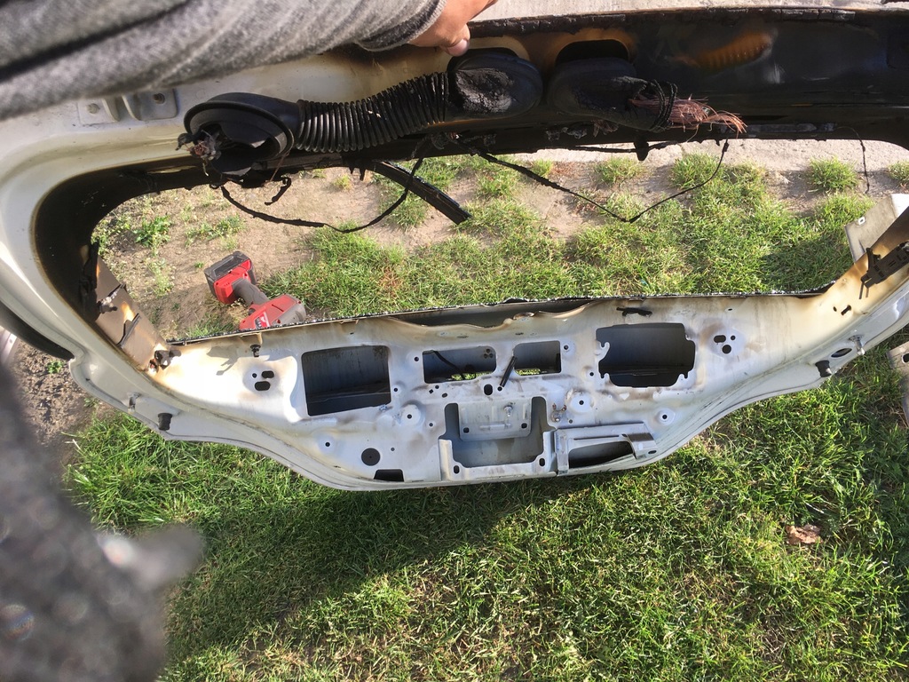 фото №5, Крышка багажника задняя mercedes cla x117 c117 650