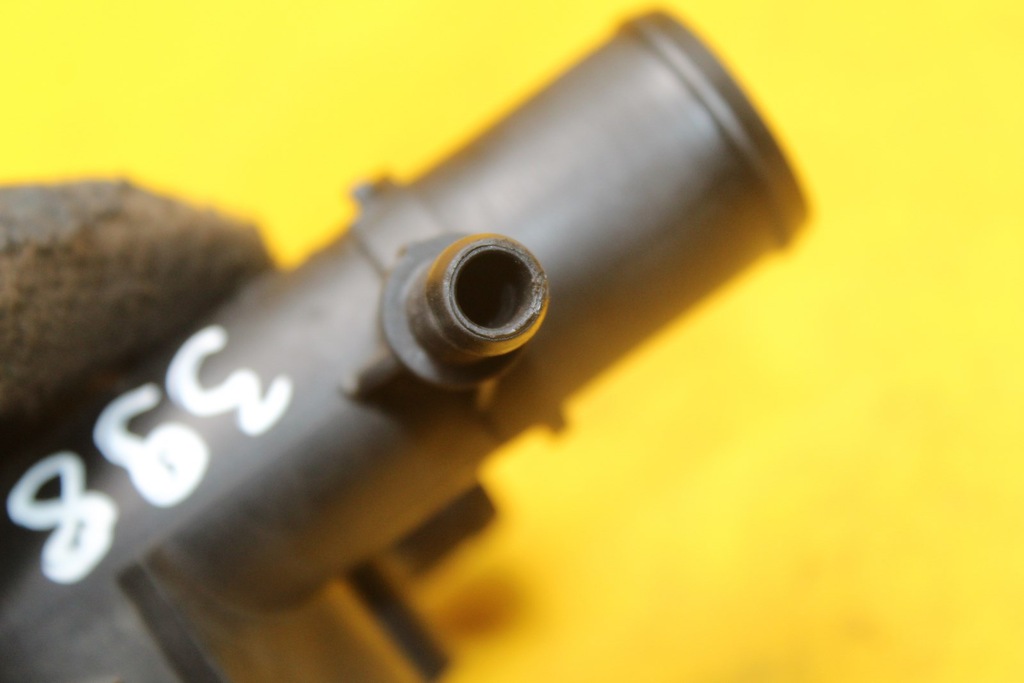 фото №6, Корпус teromostatu vivaro 1.9 dci 8200074349c