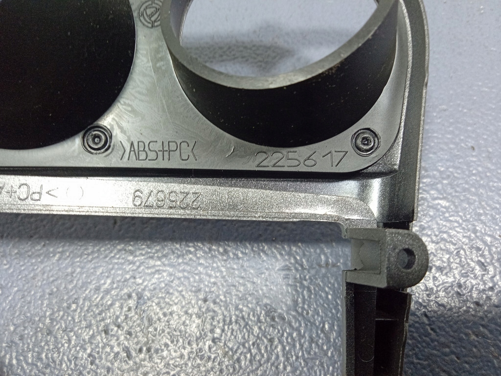 фото №4, Alfa romeo 156 захист рамка радіо середня 225679