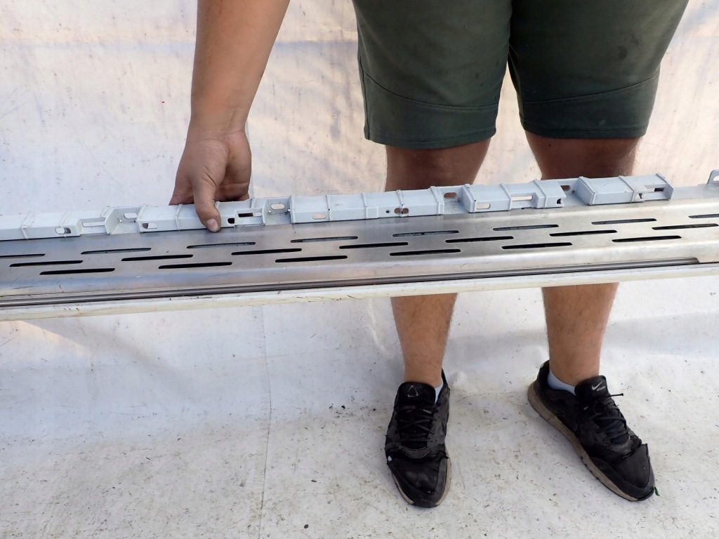 фото №4, Volvo xc90 ii 15- молдинг порог подножка левый led