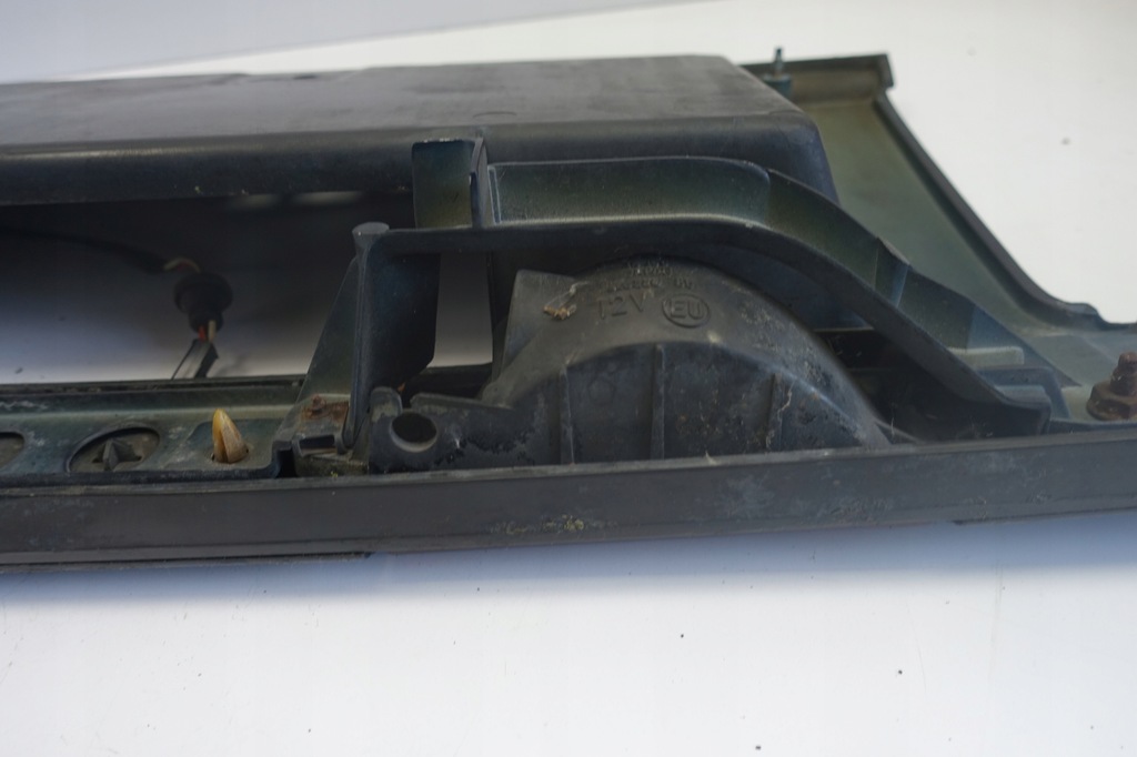 фото №6, Toyota supra iii накладка задний крышки задняя багажника