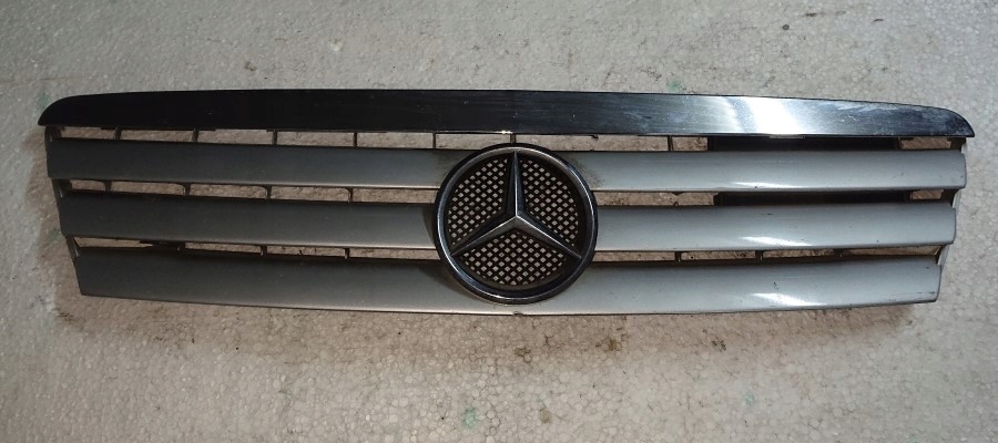 Купить Решётка радиатора mercedes-benz 1688800088