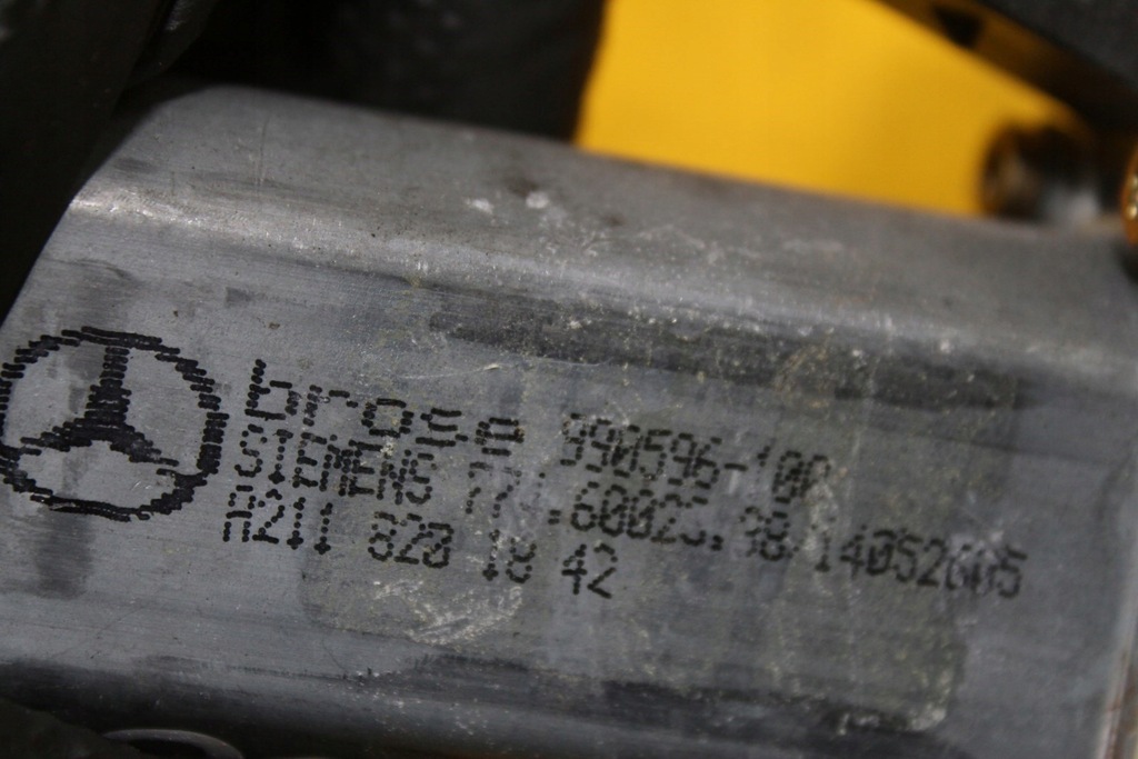 фото №6, Моторчик вікон лівий перед w203 a2118201842