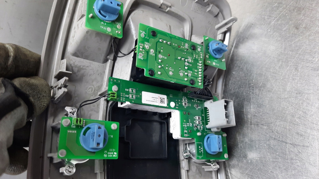 фото №8, Освещение кабины салона 39806308 volvo s60 ii v60 10-18r