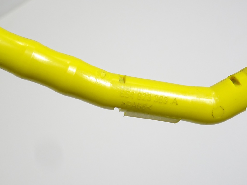 фото №6, Skoda scala кронштейн опора капот 654823363a