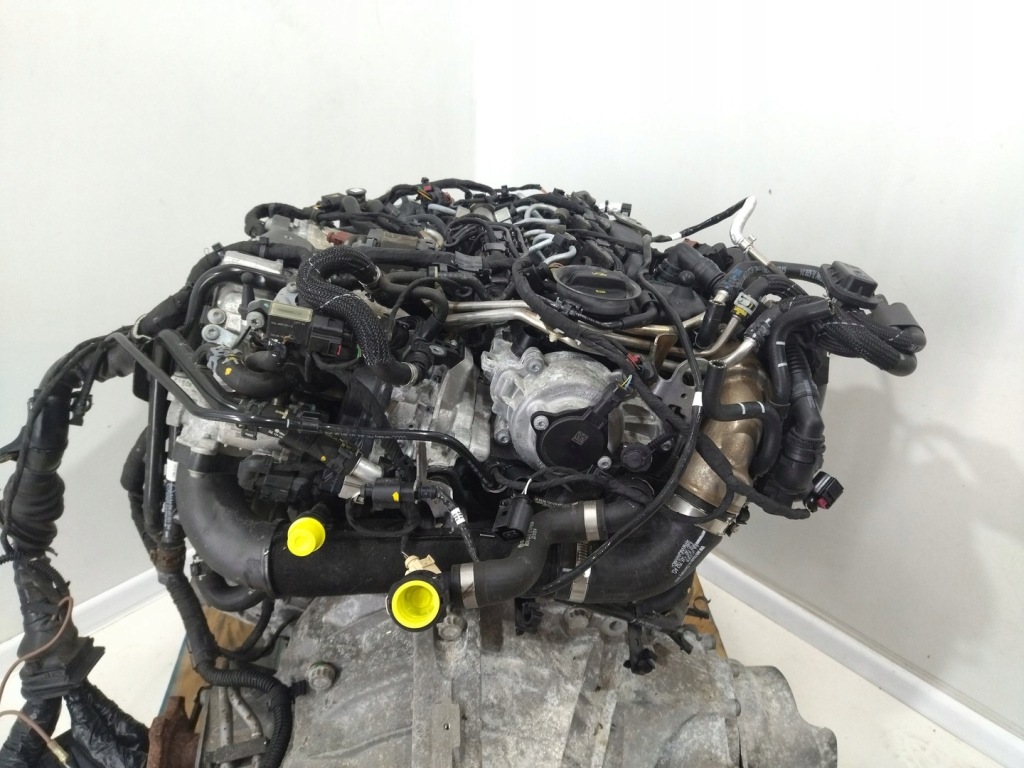 Двигатель комплектный  2.0tdi kod : cnh cnha описание : 14km audi a4 a5 a6 a7 Недорого
