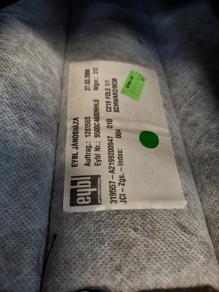 фото №10, Обивка сиденье задняя кожа mercedes cls w219