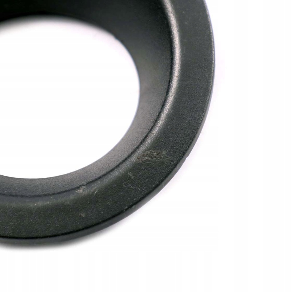 фото №12, Bmw x3 e83 przed lift оригинальная рамка защита противотуманной фары правая