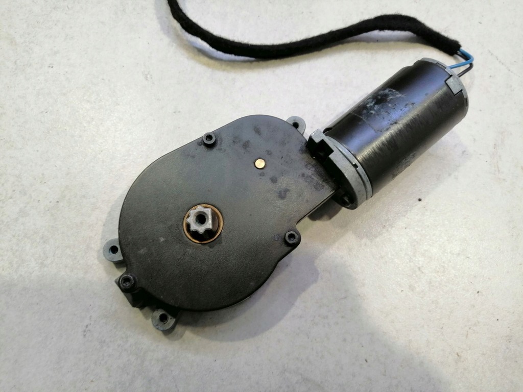 фото №9, Моторчик шторка солнцезащитный peugeot 607