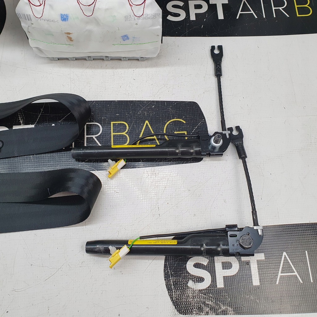 фото №7, Fiat 500 приборная панель консоль подушки безопасности ремни подушка безопасности