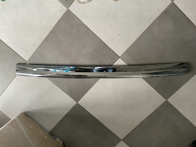 фото №7, Молдинг бампера задняя usa mercedes 107