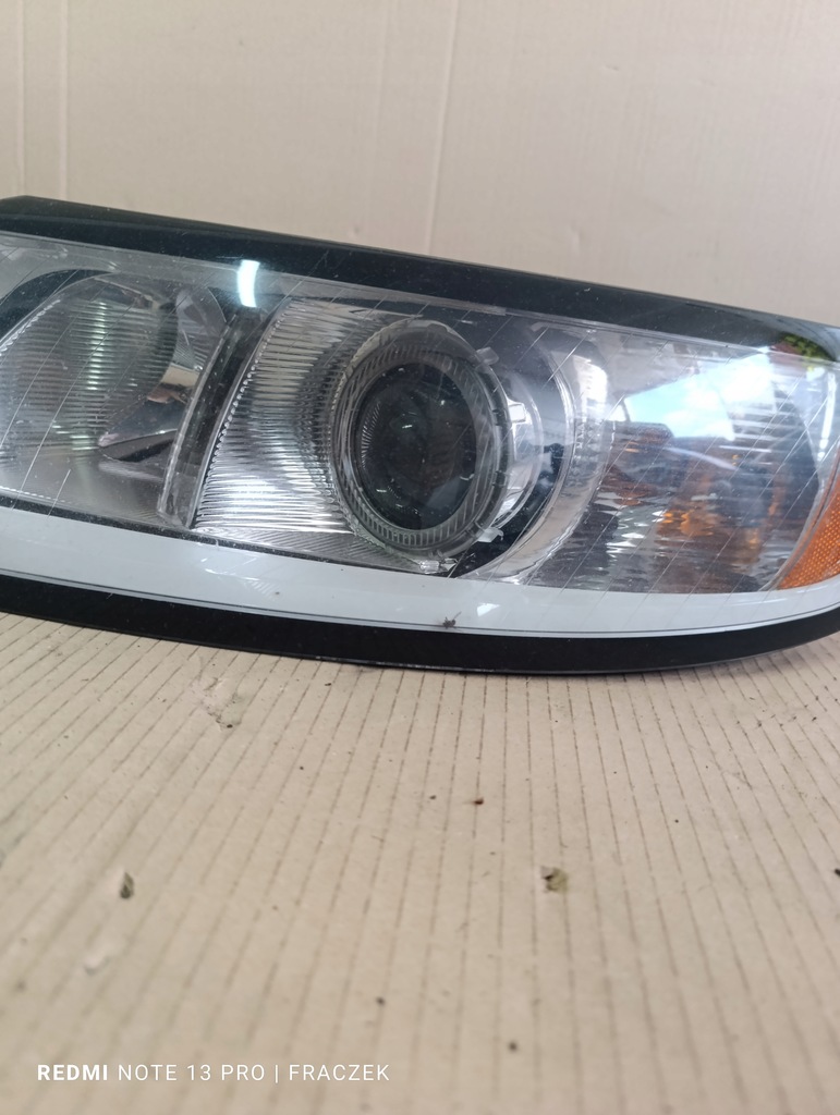 фото №13, Volvo s40 ii лампа левый lub правый перед 31265694