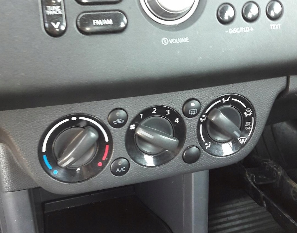 фото №13, Корпус спідометра suzuki swift mk6 1.3 4d 4 двері