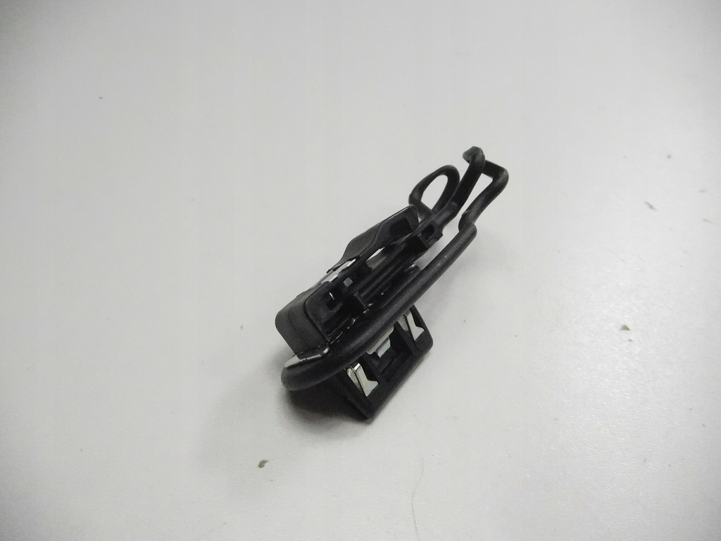 фото №6, Фиксатор стекло перед chevrolet malibu 11611451