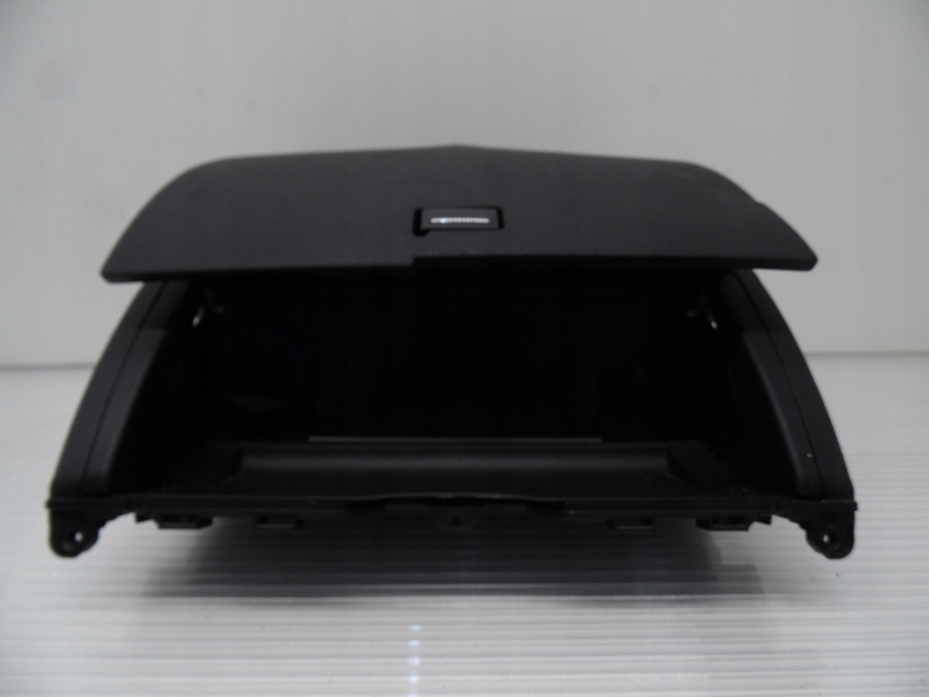 фото №1, Дисплей экран радио mercedes w204