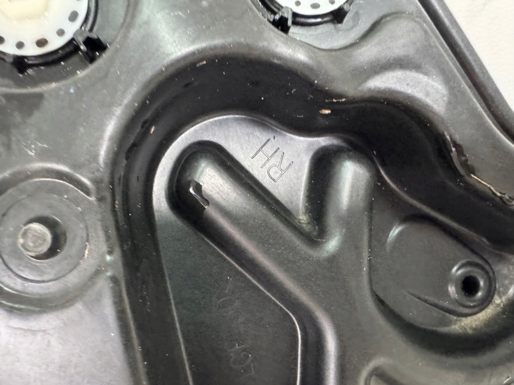 Ford fiesta vii 17r. регулятор стекло механизм дверь правый c56847-104 с Разборки