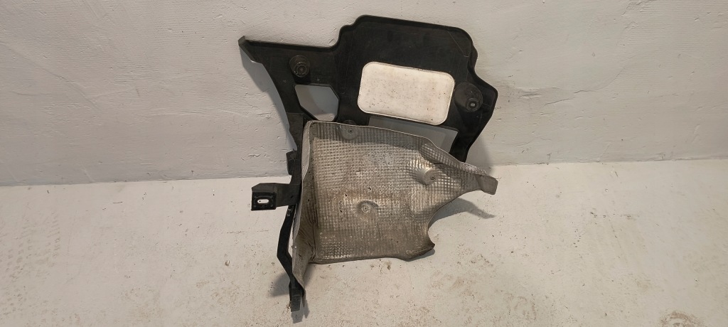 фото №8, Напрямна бампера правий задня porsche panamera 971