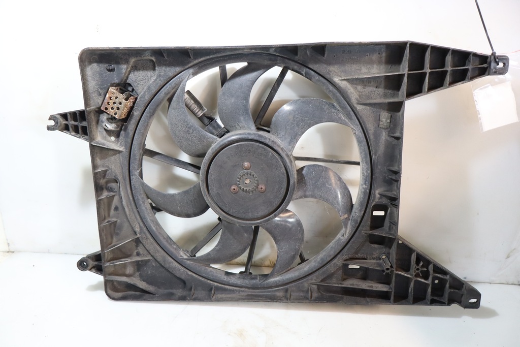 фото №1, Вентилятор радиатора dacia logan i 1.6
