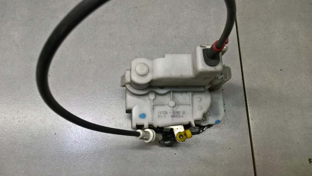 фото №1, Замок дверь левый задняя 4 pin fiat panda 1.1 46803516