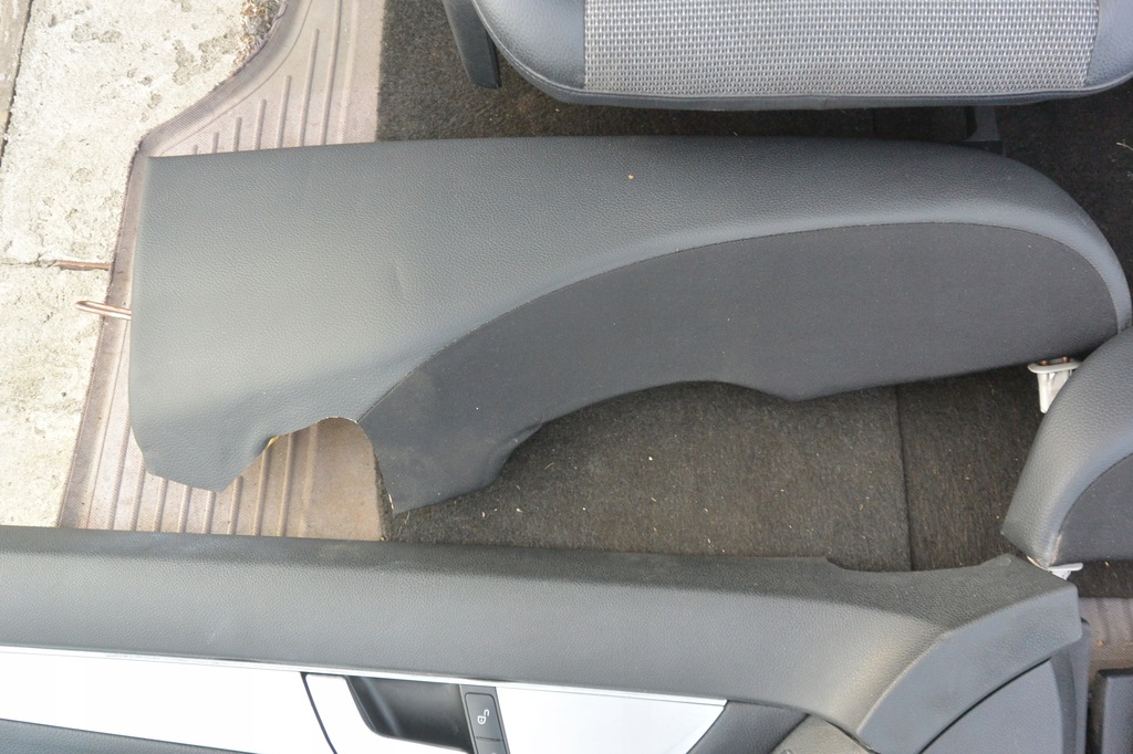 фото №16, Mercedes w204 sedan сиденья заднее сиденье kpl полукожа