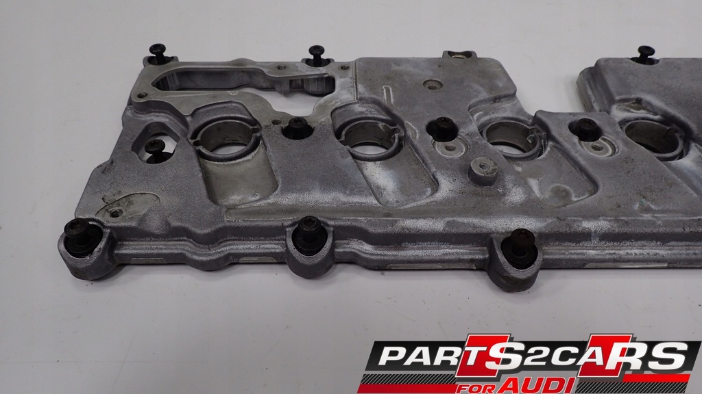 фото №11, Audi rs6 5.0 tfsi v10 buh крышка клапанов правая