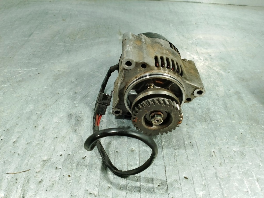 Генератор suzuki двигатель gsx-f 750 98-06 31400-19c02 100211-4910 750 с Разборки