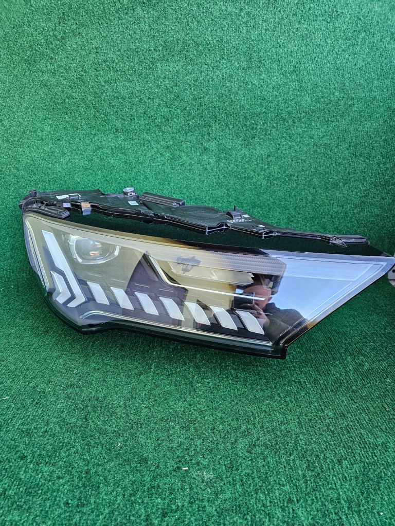 Audi q7 фара рестайлінг  full led перед передня 4m0941040c правий Оригінал