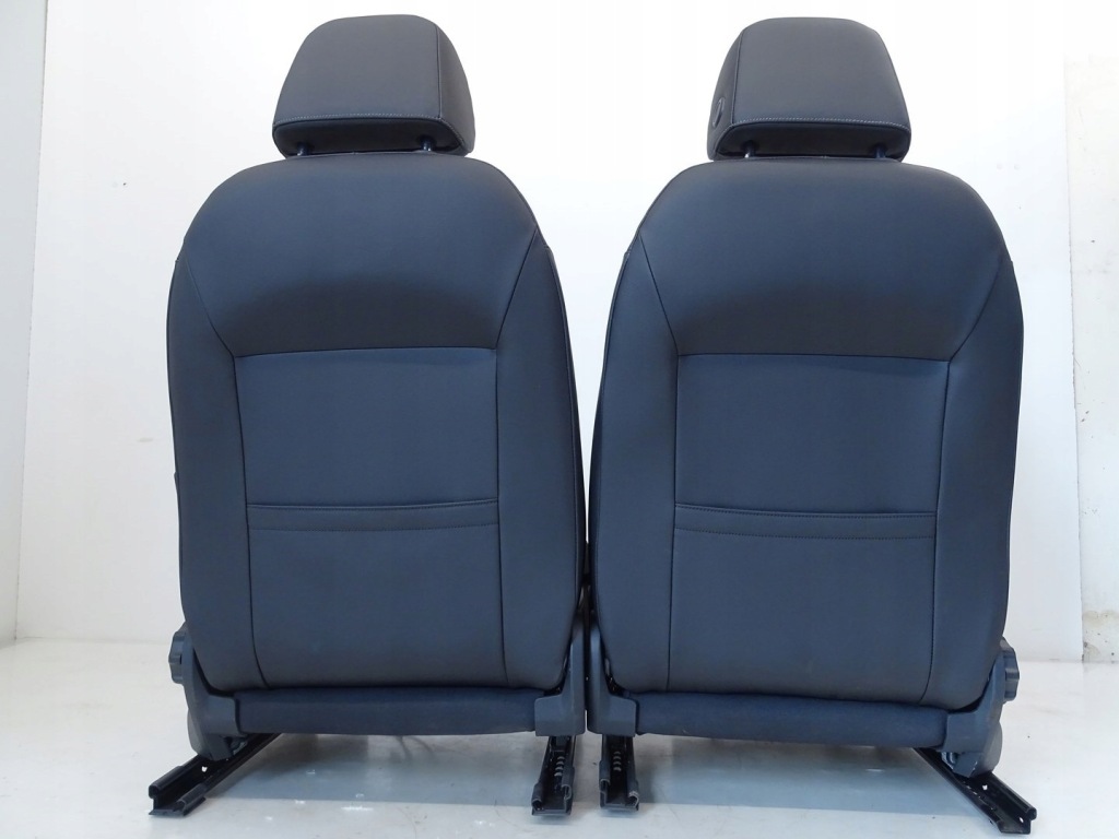 Kpl сидіння заднє сидіння оббивка + обшивки vw t-roc r-line підігрів ! Доставка
