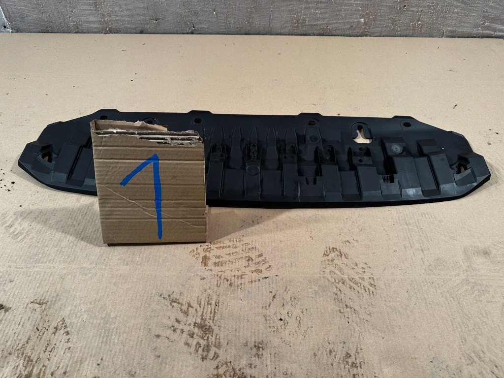 Skoda superb iii 3v0 lift плита защита pod бампер Киев