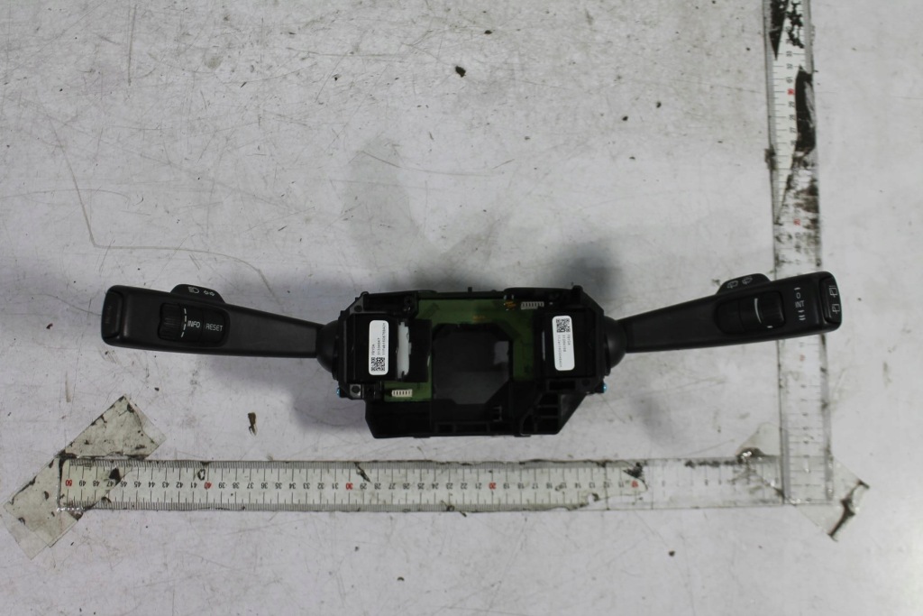 фото №1, Перемикач комбінований важіль 31313846 volvo v60