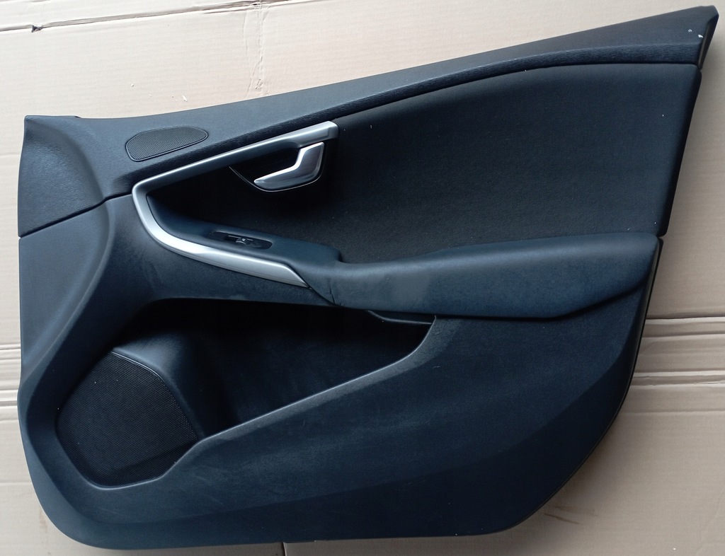фото №1, Volvo v40 ii оббивка двері перед права перемикач