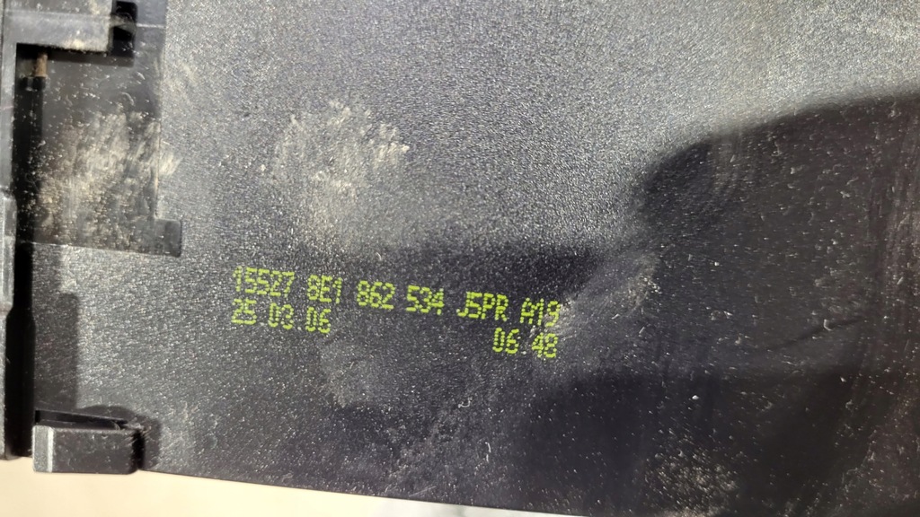 фото №6, Кронштейн na kubkek підсклянник audi a4 b7 04-07 8e1862534