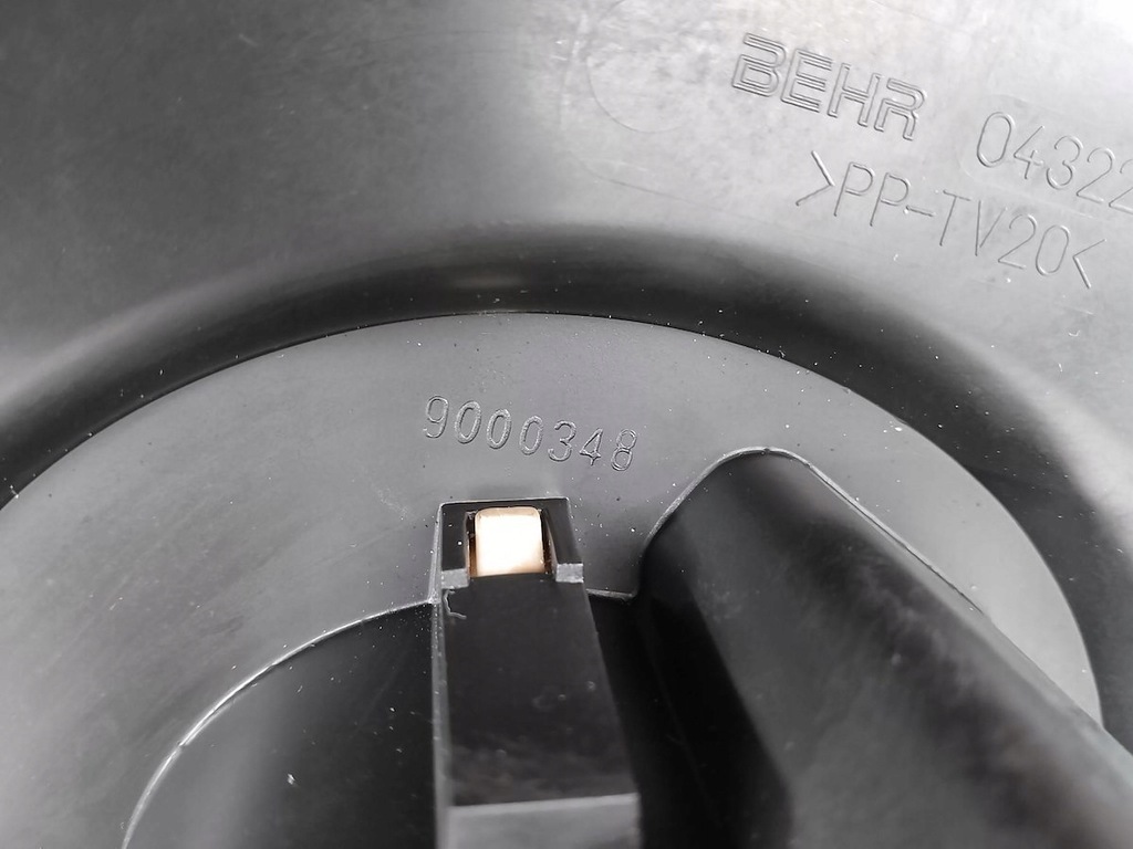 фото №9, Вентилятор обдув, воздуходувка opel astra g bertone 9000348 behr 04322 2.2