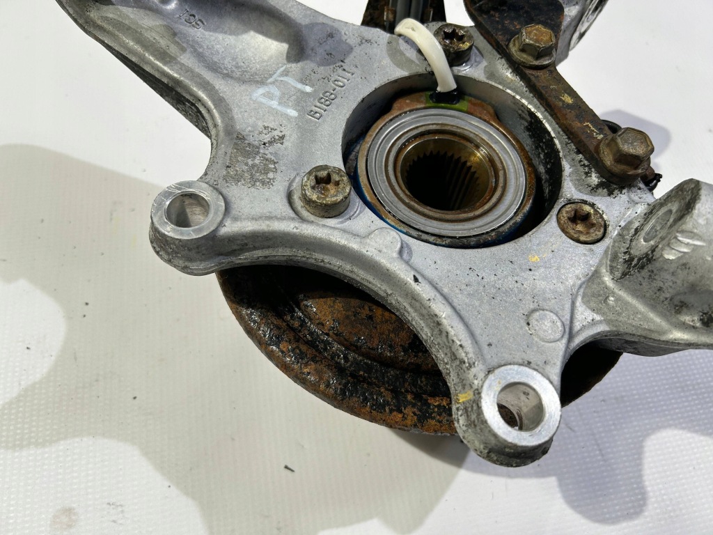 фото №6, Поворотный кулак ступица задняя задняя правая chevrolet corvette c6 2005-