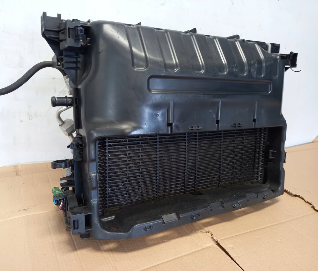 фото №8, Комплект радиатор renault zoe демонтаж 214104950r 921007736r 214819480r