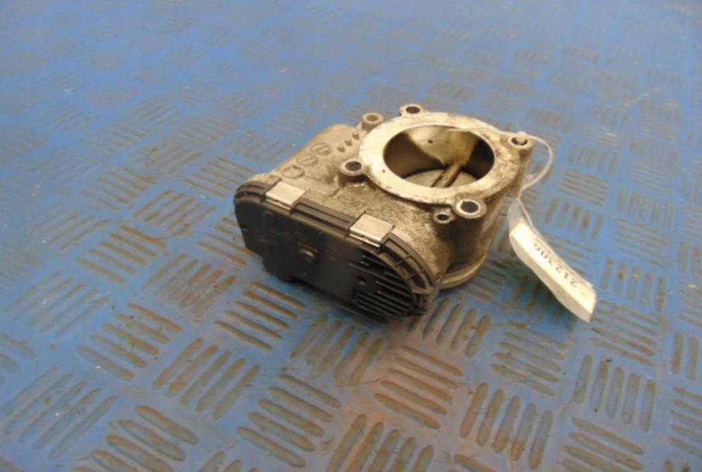 Alfa romeo 147 1.6 16v дроссельная заслонка в Украине