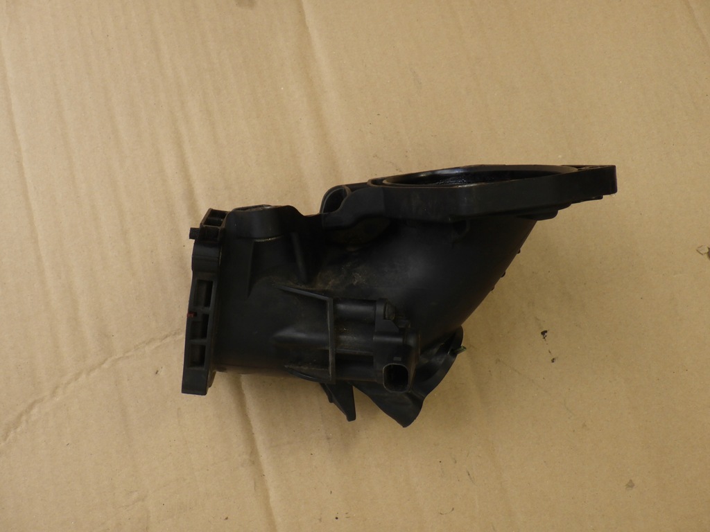 фото №3, Воздухозаборник коллектор труба воздуха lancia thema