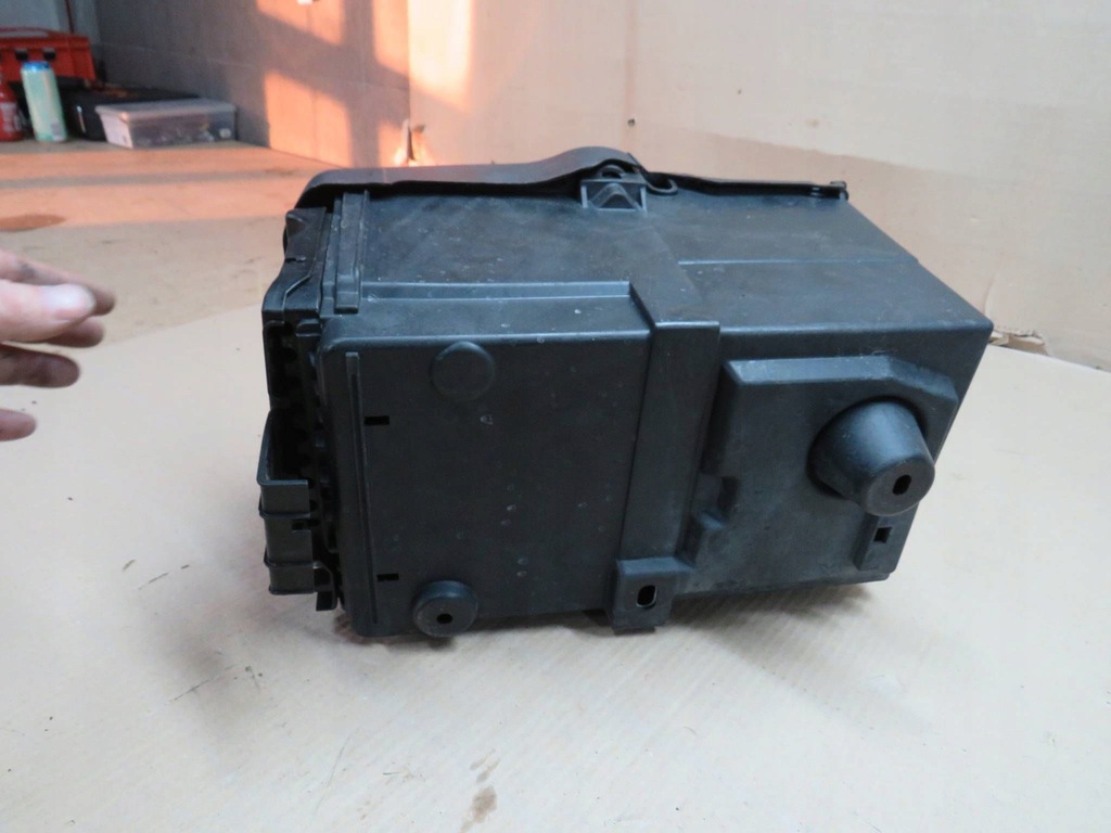 фото №8, Ford kuga ii mk2 корпус коробка аккумулятор